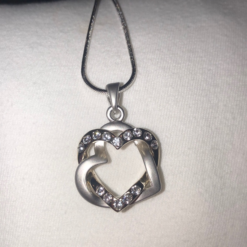 Heart ❤️ pendant necklace